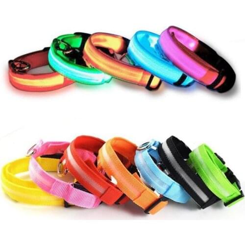 Nylon LED Pet Dog Collar,Night Safety Flashing Glow In The Dark Dog Leash,Dogs Luminous Fluorescent Collars Pet Supplies SN777