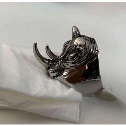 EDC Titanium Steel Personal Rhinoceros Self Defense Ring Unisex Punk Anti-wolf Finger Ring Vintage Wolf Rings Gift Safety Tool