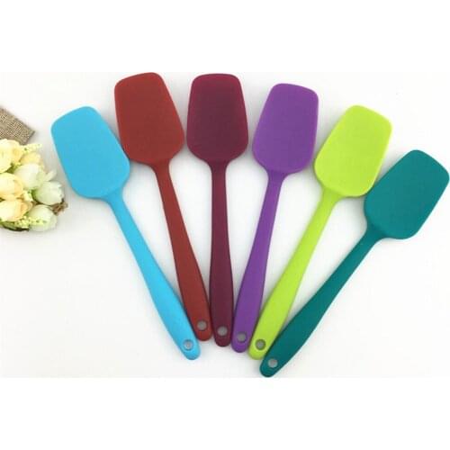 1PC Silicone Spatula Baking Rubber Scraper Cake Cream Butter Spatula Mixing Batter Scraper Brush Kitchen Tool Color Random