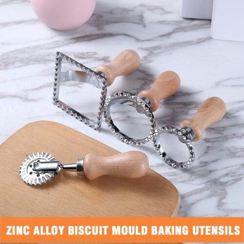 4pcs/set Metal Ravioli Cookies Stamp Cutter Dough Pasta Maker Press Stamp Roller Wheel Set Wood Handle For Kitchen
