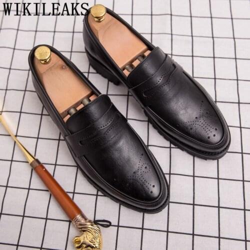 Fashion Brogue Shoes Men Classic Italian Brand Office Shoes Men Wedding Formal Shoes Men Elegant Coiffeur Sepatu Slip On Pria