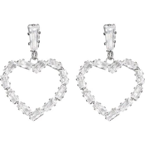 Bettyue New Fashion Cute Heart Shape Earring Multicolors Choice For Women Charming Cubic Zircon Dress-Up Party Dazzling Gift