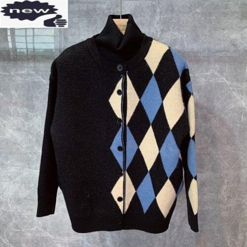 New Fashion Mens Winter Thick Sweater Coat Colors Mixed Plaid Vintage O Neck Knit Cardigan Single Breasted Harajuku Knitwear Top