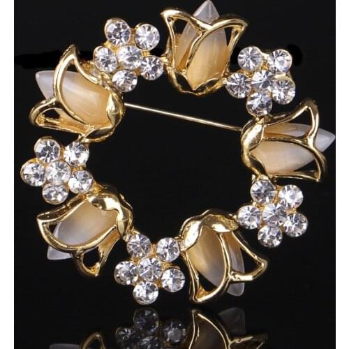 Personality Wreath Brooch Jewelry For Women/men Fashion Jewelry Brooch Pins Metal Scarf Wedding Gift Diy Jewellery Accessories