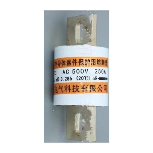 Fuses: RST3 AC500V 250A BC120KA / RST3 660/250 200A BC120KA aR