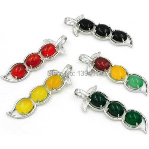Mixed Colors 3 Agat e Oval Bead Pendants Of Botryoid Prong Setting Of Plating Platina 58*23mm