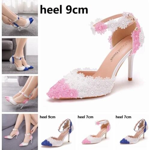 Crystal Queen Slim 9cm 7CM White Lace Wedding Shoes Bride Sexy High Heels Pumps Pearls Flower Open Side Summer Bridal Sandals