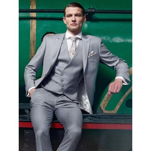 Grey mens wedding suit 2018 peaked lapel mens suits tuxedos one button groom suits three piece Suit (Jacket+Pants+vest+tie)