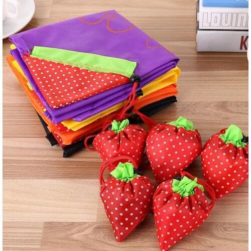 200pcs Cute Strawberry Bags Eco Reusable Shopping Bag Tote Folding Foldable Bags mixed colors