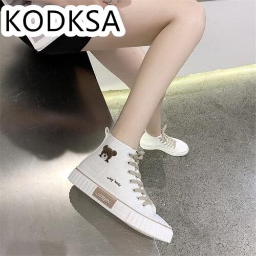 Bear High Top Canvas Shoes Female 2021 Spring And Summer New Street Shoot Breathable Board Shoes Students Running Single Wholesa