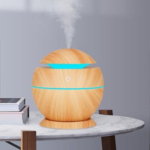 Electric Air Humidifier Essential Aroma Oil Diffuser Ultrasonic Wood Grain Humidifier USB Home Mini Mist Maker 7 Color LED