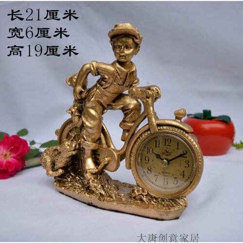 Home decoration accessories European-style retro pediatric clock bedroom student bedside counter clock Mini pendulum pendulum