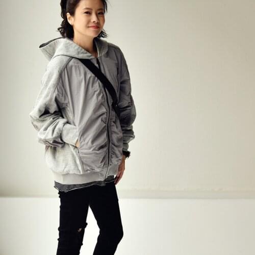 MICOCO W1060C Korean fashion three-dimensional splicing pleated design loose casual hooded jacket