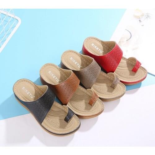 Summer Retro Womens Sandals Hollow Breathable Lightweight Beach Shoes Slope Heel Open Toe Comfortable Large Size Women Slippers