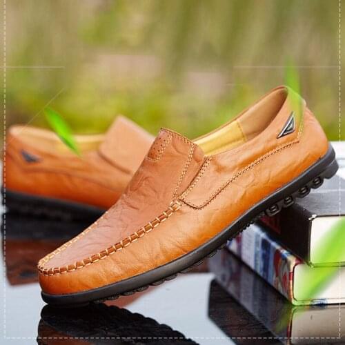 Men Casual Shoes Summer Autumn Luxury Brand Genuine Leather Loafers Men Breathable Slip on Italian Boat Shoes Plus Size Y