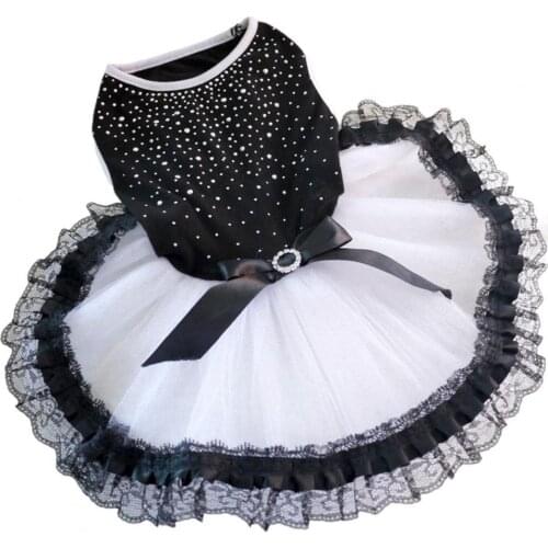 Dog Dresses spot and bow-knot Comfortable Cotton Pet Dog Cat Puppy Spot Bow-knot Princess Yarn Dress for Spring/Summer 2021