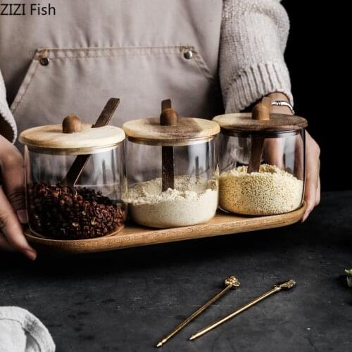 Modern Simple Transparent Glass Seasoning Jar Wooden Base Kitchen Pepper Salt Storage Seasoning Bottle Modern Home Decoration