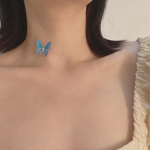 Women Girls Necklace Invisible Fish Line Colorful Butterfly Choker Necklace Pendant Necklace Sweet Choker Clavicle Necklace