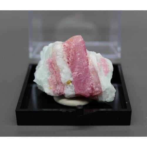 100% Natural Brazil pink tourmaline mineral crystal specimens stones and crystals quartz crystals box size 5.2 cm