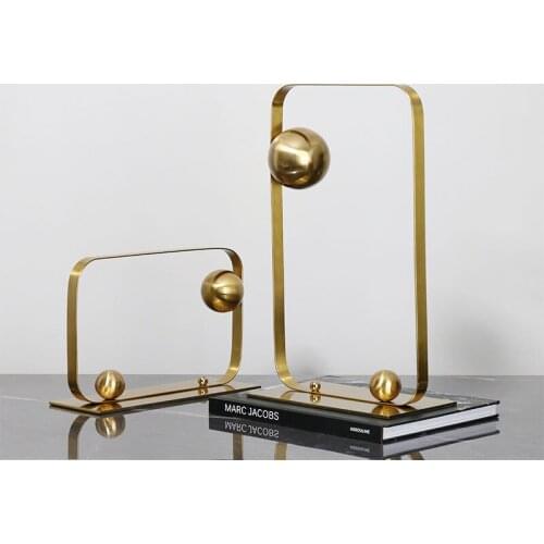 Modern Stainless Steel Frame With Spherical Decor Ornaments Home Living Room Desktop Hotel Office Soft Metal Decor Accessories