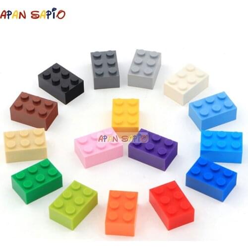 200pcs DIY Building Blocks Thick Figures Bricks 2x3 Dots Educational Plastic Toys for Children Size Compatible With 3002
