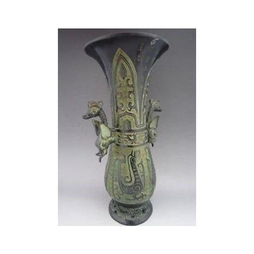 Exquisite Ancient Chinese folk strange dragon pattern bronze vase
