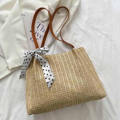 Adisputent Totes With Short Handles