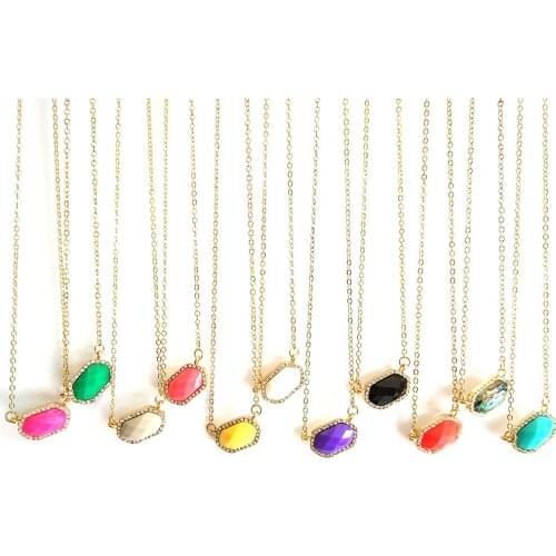 Classic Oval Faceted Resin Stone With Rhinestone Pendant Necklace