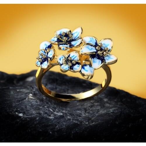CHARLINLIOL Exquisite Flower Petal Enamel Rings for Women Luxury Yellow Gold Color Boho Finger Ring Vintage Fine Jewelry Gift