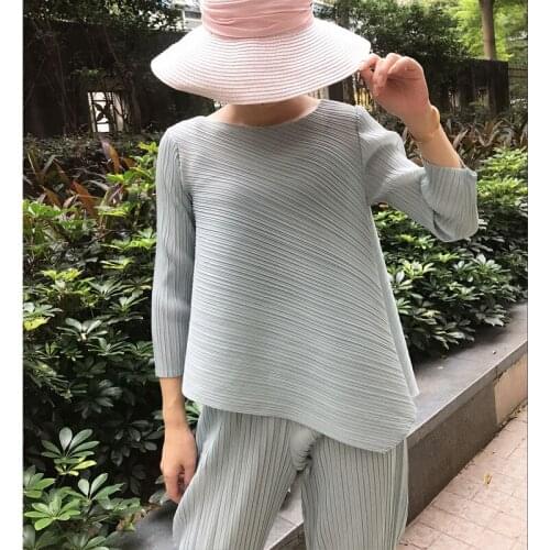 Miyake Pleated Womens Shirt Early Autumn New Fashion Solid Color Seven-point Sleeve Basic T-shirt