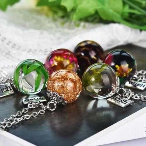 Original Handmade Natural Gypsophila Dried Flowers Mixed Necklaces & Pendants for Women Fine Fashion Resin Transparent Jewelry