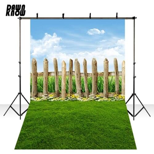 DAWNKNOW Fence Photography Background Photocall Green Lawn Blue Sky Photo Shoot Wedding Backdrops Children Photo Studio lv1379