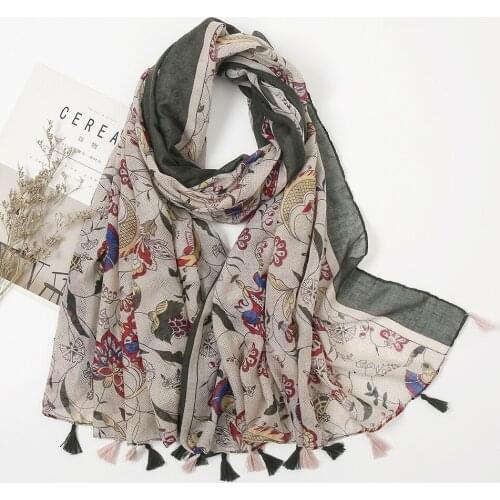 2021 New Fashion Flower Print Tassel Scarf Shawls Long Soft Floral Scarves Hijab Wrap