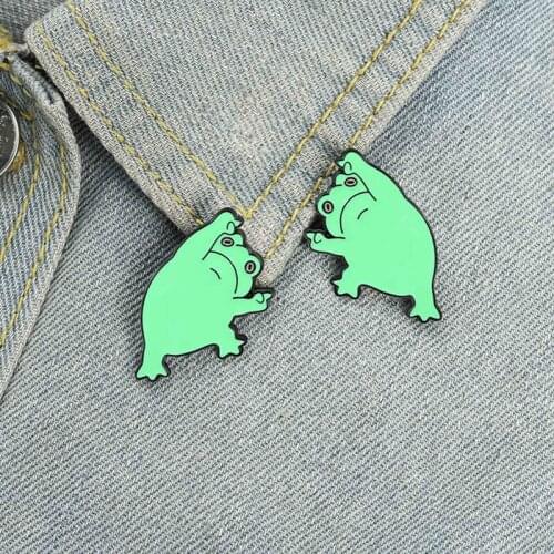 Mirrored Frogs Enamel Pins Custom Cute Animals Green Frogs Brooch Lapel Badge Bag Cartoon Jewelry Gift for Kid Friend