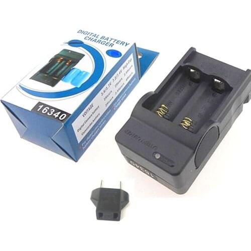 Dual Slot AC Wall Charger 16340 Double Rechargeable Flashlight DC 4.2V 16340 Lithium Li-ion Battery Charger with Retail package