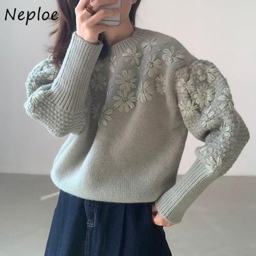 Neploe Retro Round Neck Woman Sweaters Three-dimensional Embroidery Floral Sweater Loose Casual Lantern Sleeve Knitted Pullover