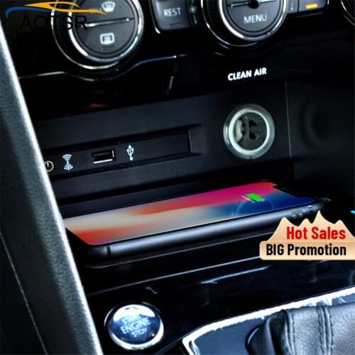 QI car wireless charger For Volkswagen Tharu/Tharu L Intelligent Infrared Fast Wireless Charging Car Phone Holder for iphone