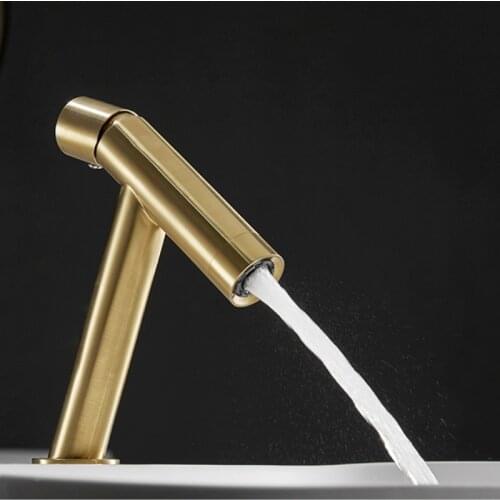 Basin Faucets Brass Black Bathroom Faucet Single Handle Deck Mounted Hot and Cold Sink Crane Mixer Water Tap