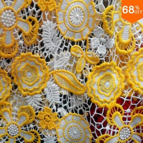 Luxury Guipure Yellow and white flowers leaf wedding wholesale flower golden with embroidery yarn colors 130 cm wide fabric