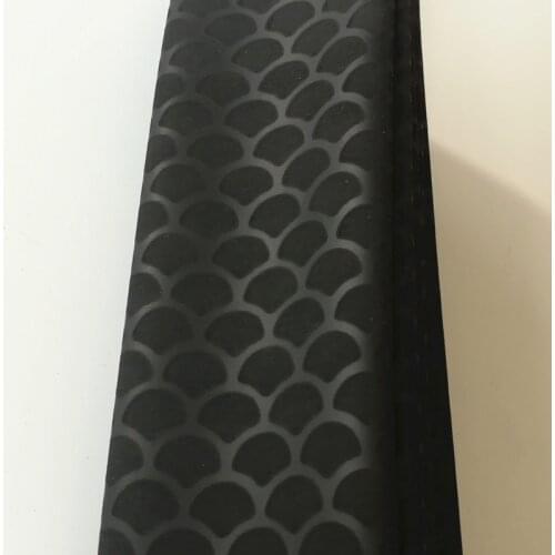 1.6M Red or blue Fish Scale Non slip heat shrink tube for fishing rods