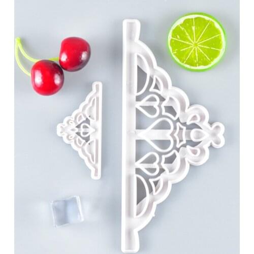 2pcs Crown Plastic Fondant Cutter Cake Mold Fondant Cupcake Decorating Tools