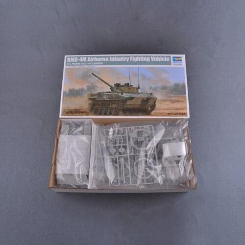 Trumpeter 09582 1/35 Static BMD-4M Airborne Infantry Fighting Vehicle Truck Kit Model Indoor Toys For Boys Gift TH19378-SMT6