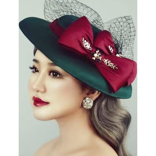 Queenestar Red Bows China