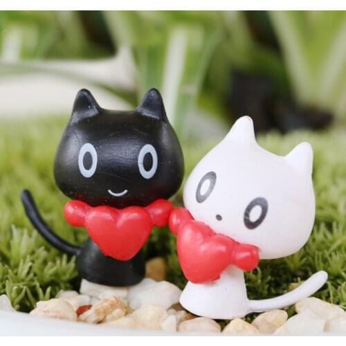 2PCS White Black Lovely Cat Figures Home Decoration Mini Fairy Garden Animals Statue Miniature Model Moss Ornaments Resin Craft
