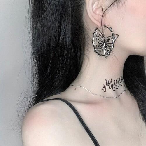 Korean Trendy Hip Hop Hollow Out Butterfly Hoop Earrings for Women 2021 New Fashion Earrings Punk Jewelry Delicate Hoop Earring