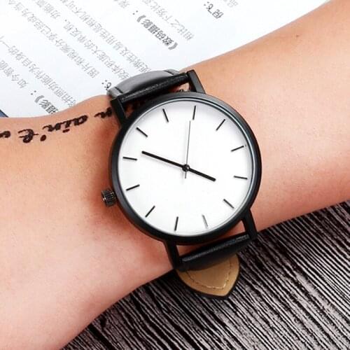 2018 New men women watches fashion Quartz Wristwatches Creative Leather men sports watch relogio masculino Stylish Man Clock