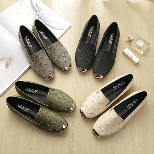 2021 Spring Big Size Women Flat Shoes Fashion Comfortable Bling Toes Lady Slip-on Leather Casual Shoes Knit Style Loafers