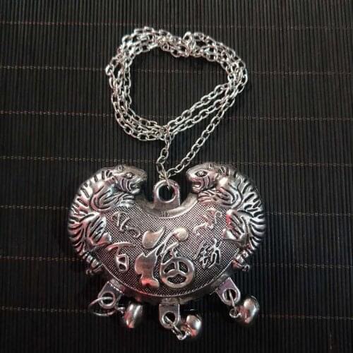 Antique Long life lock pendant Miao silver long life rich lock luck necklace