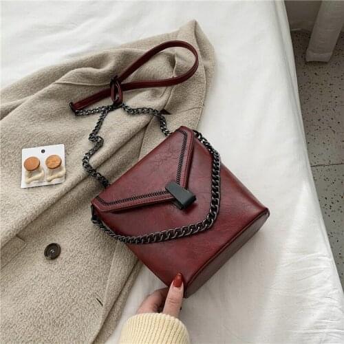 2020 new ladies shoulder bag PU leather solid color fashion shoulder chain bag autumn and winter fashion slant bucket bag