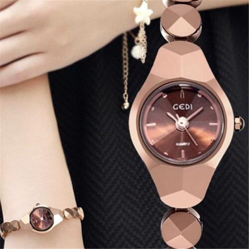Orologi donna Chain design Gadyson Sleek Minimalist Geometric Square Gradient Matte Ladies Quartz Watch Elite temperament #N03